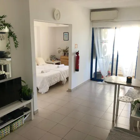 Charming In Da Rocha 400m From The Appartement *